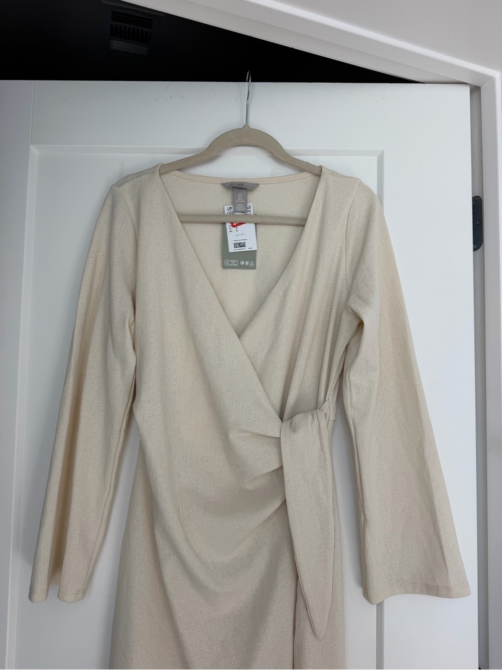 H&M Cream Long-Sleeve Wrap Midi Dress - Picture 2 of 4